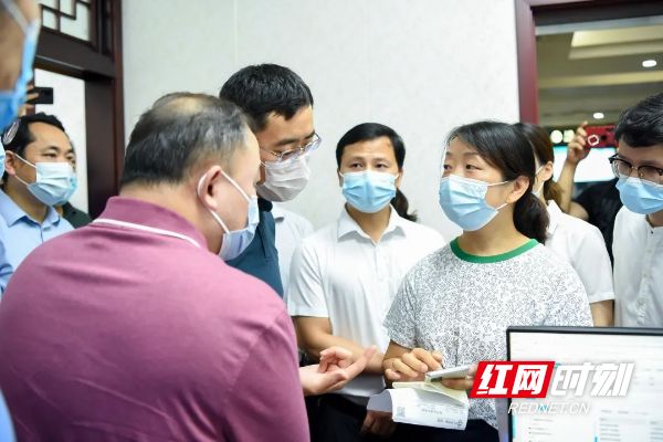 温州最新医保套现24小时微信方法分析(最方便真实的温州医保卡提现套取微信方法)